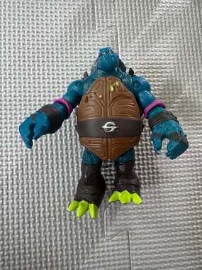 Teenage Mutant Ninja Turtles Slash Action Figure 2012 Playmates